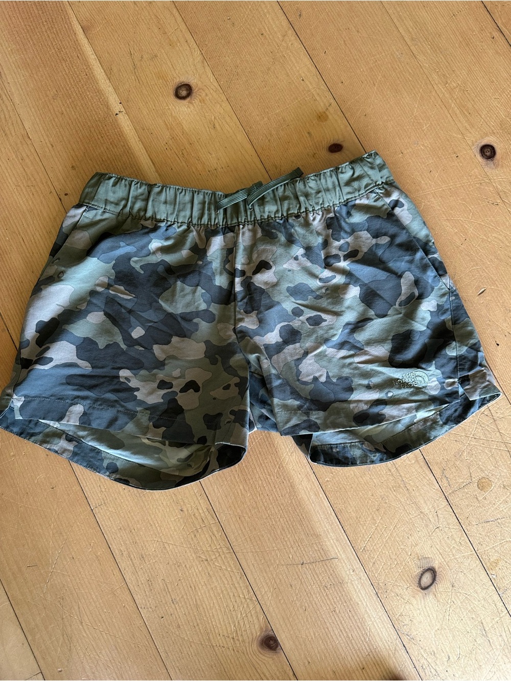 The North Face women’s Camo Athletic Shorts - Green/Gray/Black
